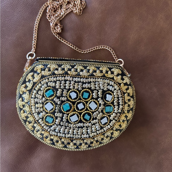 NEW Ramla Handmade Gold Embellished Clutch - Picture 7 of 10